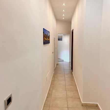 Suite Conte Poderico Naples Exterior photo